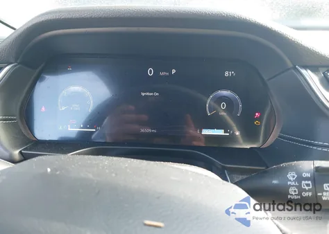 2024 Jeep Grand Cherokee L Limited 4X4 z USA, uszkodzony, nr VIN 1C4RJKBG8R8566108